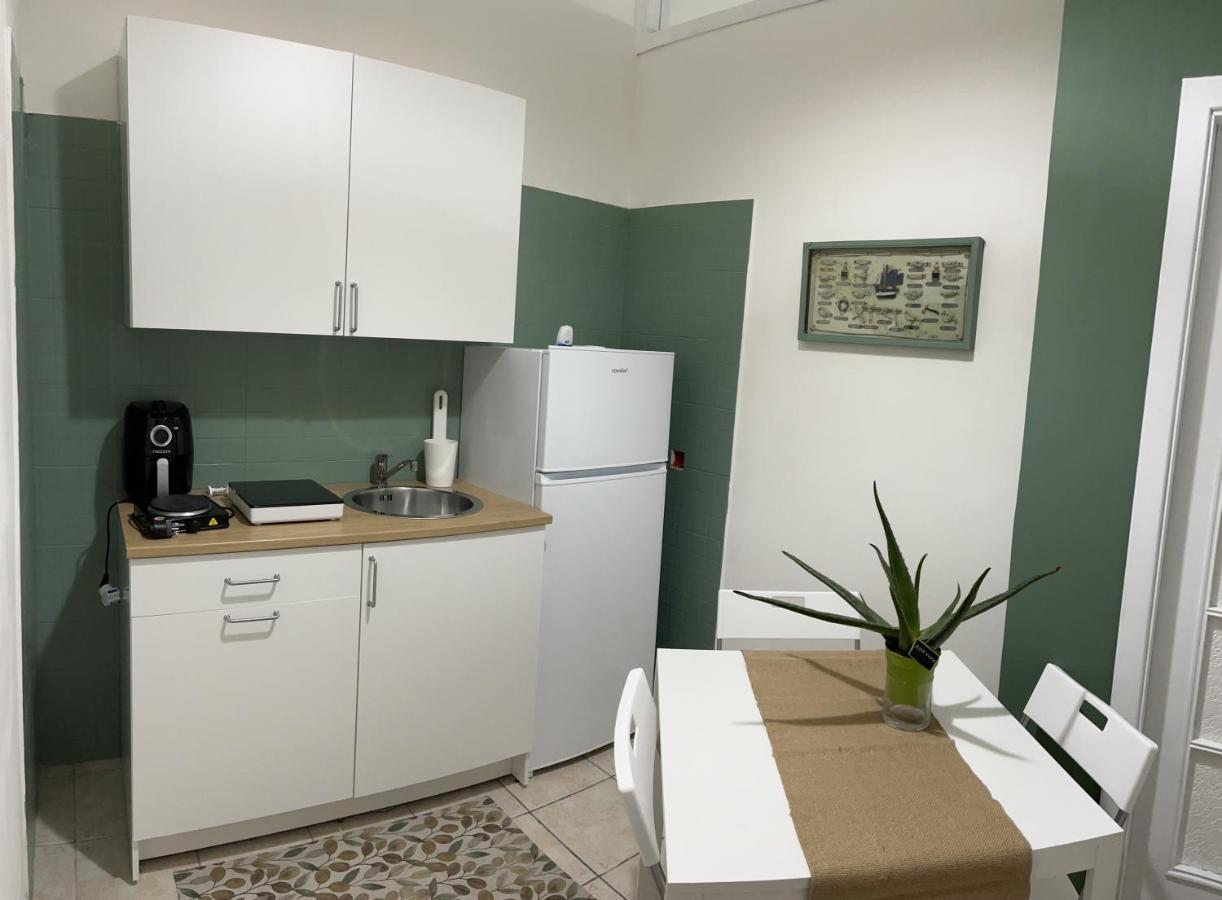 Il Covo Del Pescatore Apartment Pozzuoli Luaran gambar